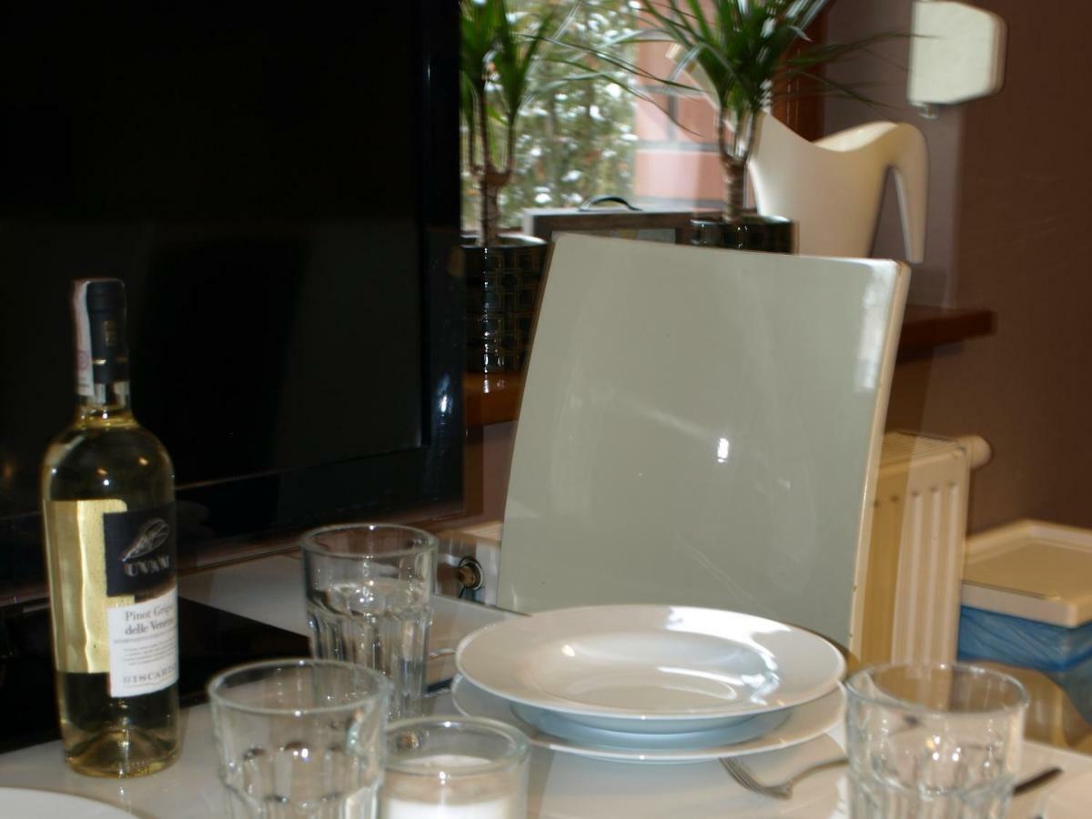Apartament przy parku Wrocław Zewnętrze zdjęcie